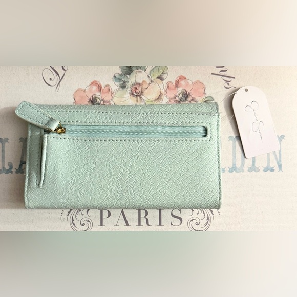 Jessica Simpson wallet - Picture 2 of 3